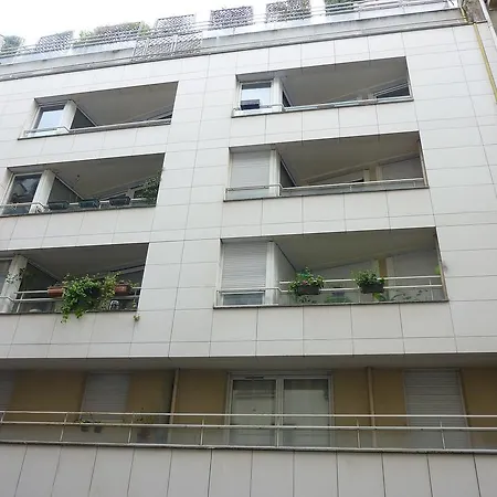 Castagnary 1 Daire